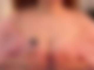 Live cam show with Ariana - Big Ass on Camversity