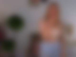 Live cam show with Ariana - Strapon on testsause.com