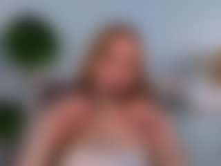 Live cam show with Ariana - Yoga on Chatstar