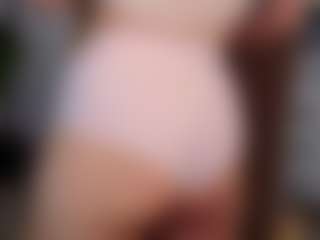 Live cam show with Ariana - Camel Toe on camtv