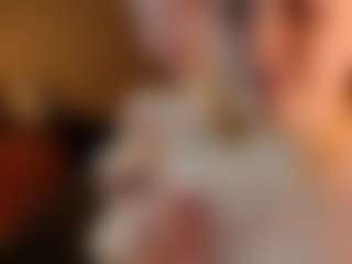 Live cam show with Ariana and Lina - Smoke on ObeyMaria