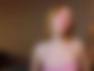 Ariana and Lina's Live Sex Cam Show