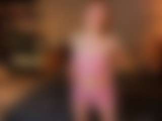 Ariana and Lina's Live Sex Cam Show
