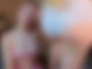 Live cam show with Ariana and Lina - Normal on CamClone