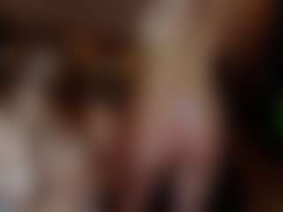 Ariana and Lina's Live Sex Cam Show