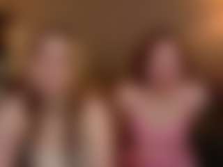 Live cam show with Ariana and Lina - Twerk on Camsoda