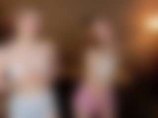 Ariana and Lina's Live Sex Cam Show