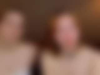 Ariana and Lina's Live Sex Cam Show