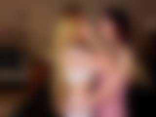 Ariana and Lina's Live Sex Cam Show