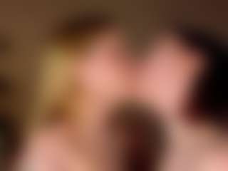 Ariana and Lina's Live Sex Cam Show