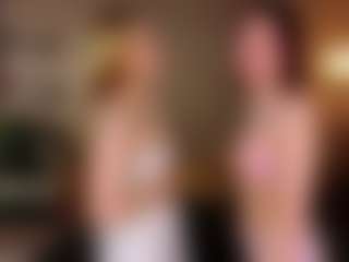 Ariana and Lina's Live Sex Cam Show