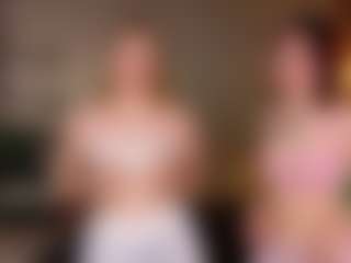 Ariana and Lina's Live Sex Cam Show