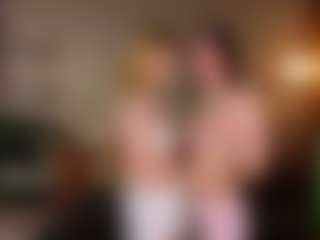 Ariana and Lina's Live Sex Cam Show