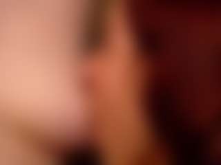 Live cam show with Ariana and Lina - Blue Eyes on Livezox