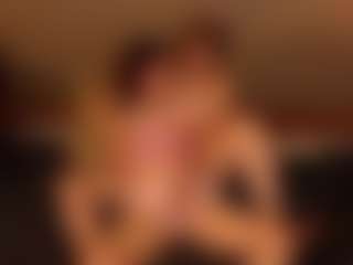 Ariana and Lina's Live Sex Cam Show