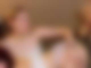 Ariana and Lina's Live Sex Cam Show