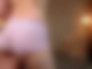 Live cam show with Ariana and Lina - Cowgirl on CamClone