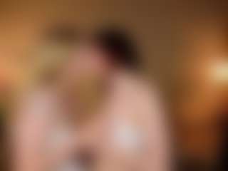 Ariana and Lina's Live Sex Cam Show