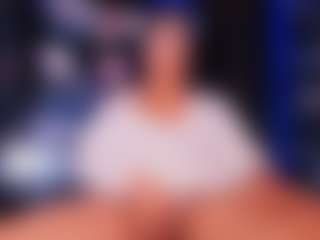 Live cam show with Melody-Spark - Moaning on Camsoda
