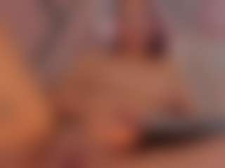 Live cam show with Nova-Silk - Lovense on googirlz