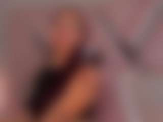 Live cam show with Nova-Silk - Teen (18+) on hrnylive.com