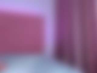 Live cam show with Sisilv - Flashing on Milfs Live