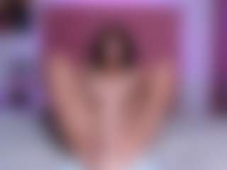 Live cam show with Sisilv - Deepthroat on PervPlay.com