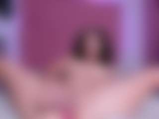 Live cam show with Sisilv - Flashing on Camiplay Live