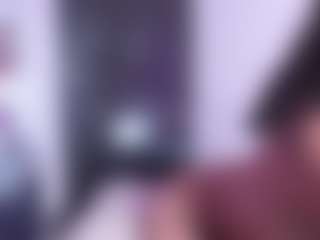 Live cam show with Sisilv - Normal on StripNow