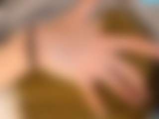 Live cam show with TheolaKassis - Granny on TottyGirls