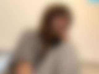 Live cam show with TheolaKassis - Facial on studioflirtlive.com