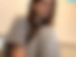Live cam show with TheolaKassis - Facesitting on livesexfox.com