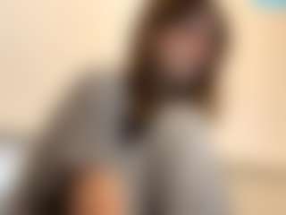Live cam show with TheolaKassis - Facesitting on Fit Hotties