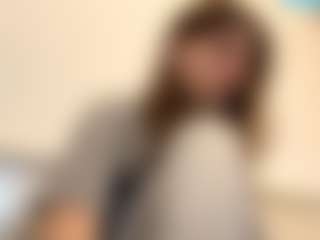 Live cam show with TheolaKassis - Black on Stripli.com