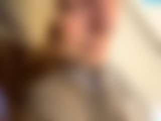 Live cam show with TheolaKassis - Ebony on googirlz
