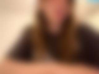 Live cam show with TheolaKassis - Brown Hair on StripNow