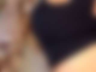 Live cam show with TheolaKassis - Flashing on sexytreat.net