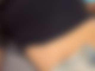 Live cam show with TheolaKassis - Trimmed Granny on livesuperchat.net