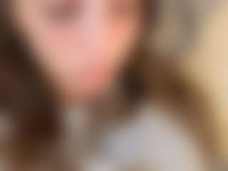 Live cam show with TheolaKassis - Ass Clapping on madthumbs
