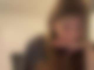 Live cam show with TheolaKassis - Sexy on Fling VIP Chat