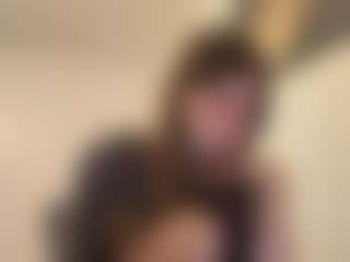 Live cam show with TheolaKassis - Public Ebony on Camsoda