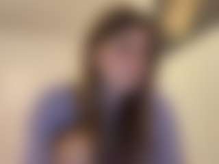 Live cam show with TheolaKassis - Granny Brown Hair on madthumbs