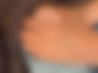 Show live cam dengan TheolaKassis - Average di Camsoda
