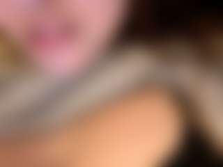 Live cam show with TheolaKassis - Granny on CamSextacy