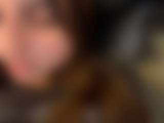 Live cam show with TheolaKassis - Ebony Teen (18+) on AdultVida.com