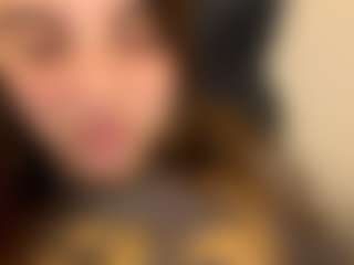 Live cam show with TheolaKassis - Normal on SinfulBabes