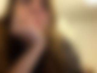 Live-Cam-Show mit TheolaKassis - Brown Hair auf Camsoda
