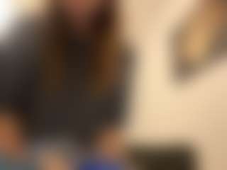 Live cam show with TheolaKassis - Hairy Pussy Teen (18+) on xDating