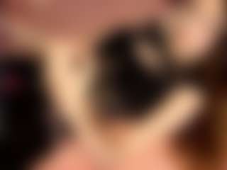 Live cam show with VennieSotolongo - Candy on eurowanks.com