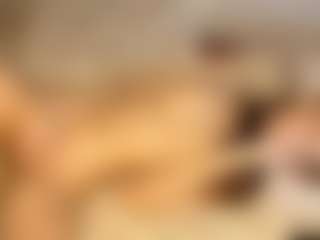 Live cam show with VennieSotolongo - Solo on Dare Cams